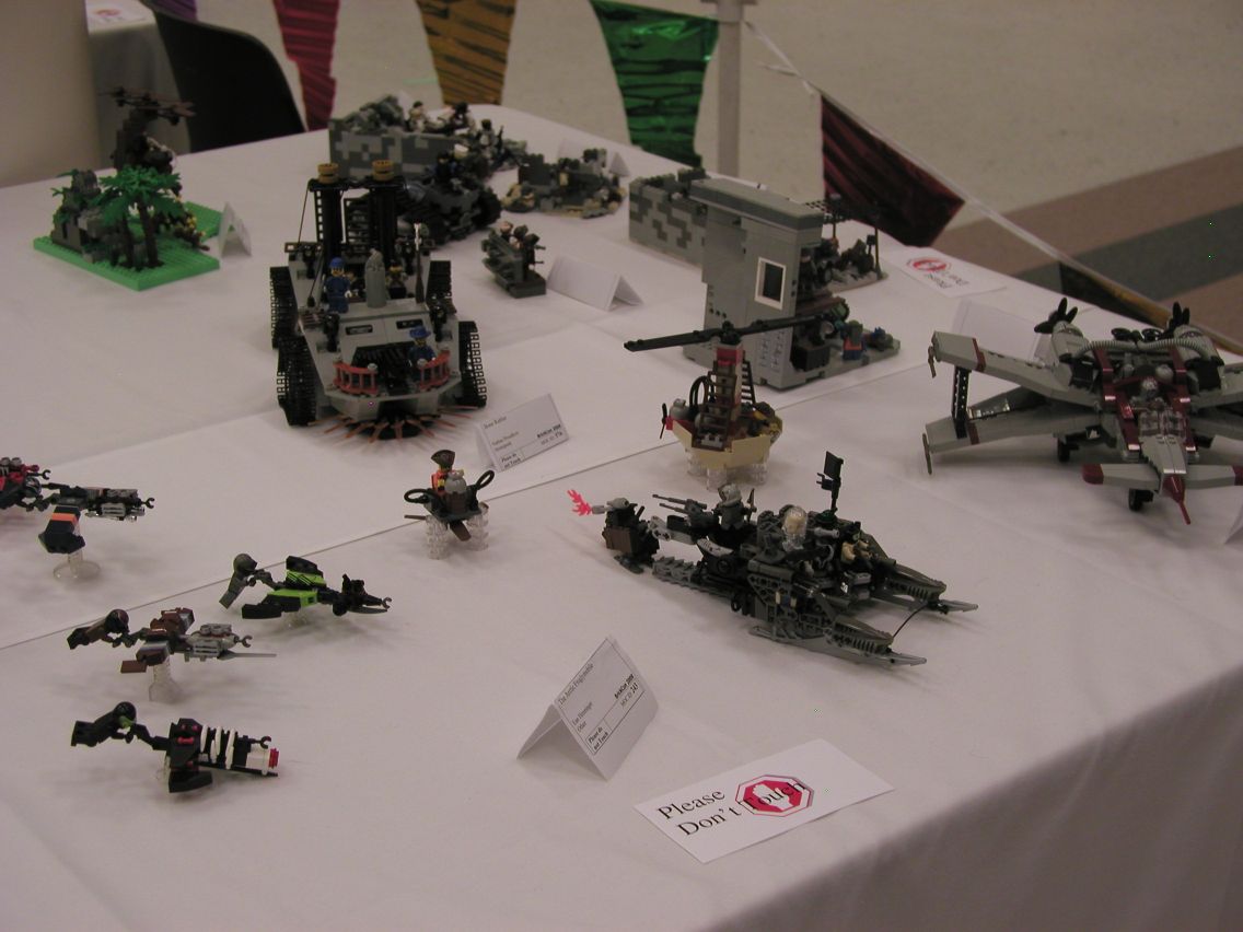 brickcon2008b083.jpg