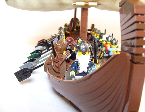 vikinglongshipl.jpg