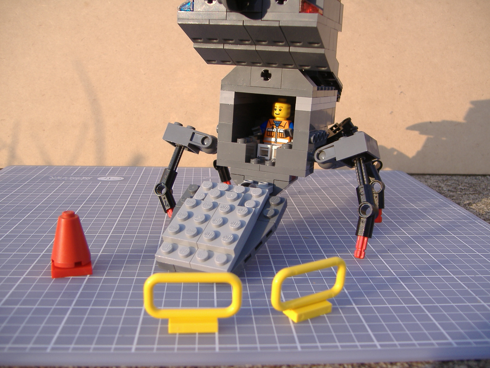 2007_0221lego20240.jpg