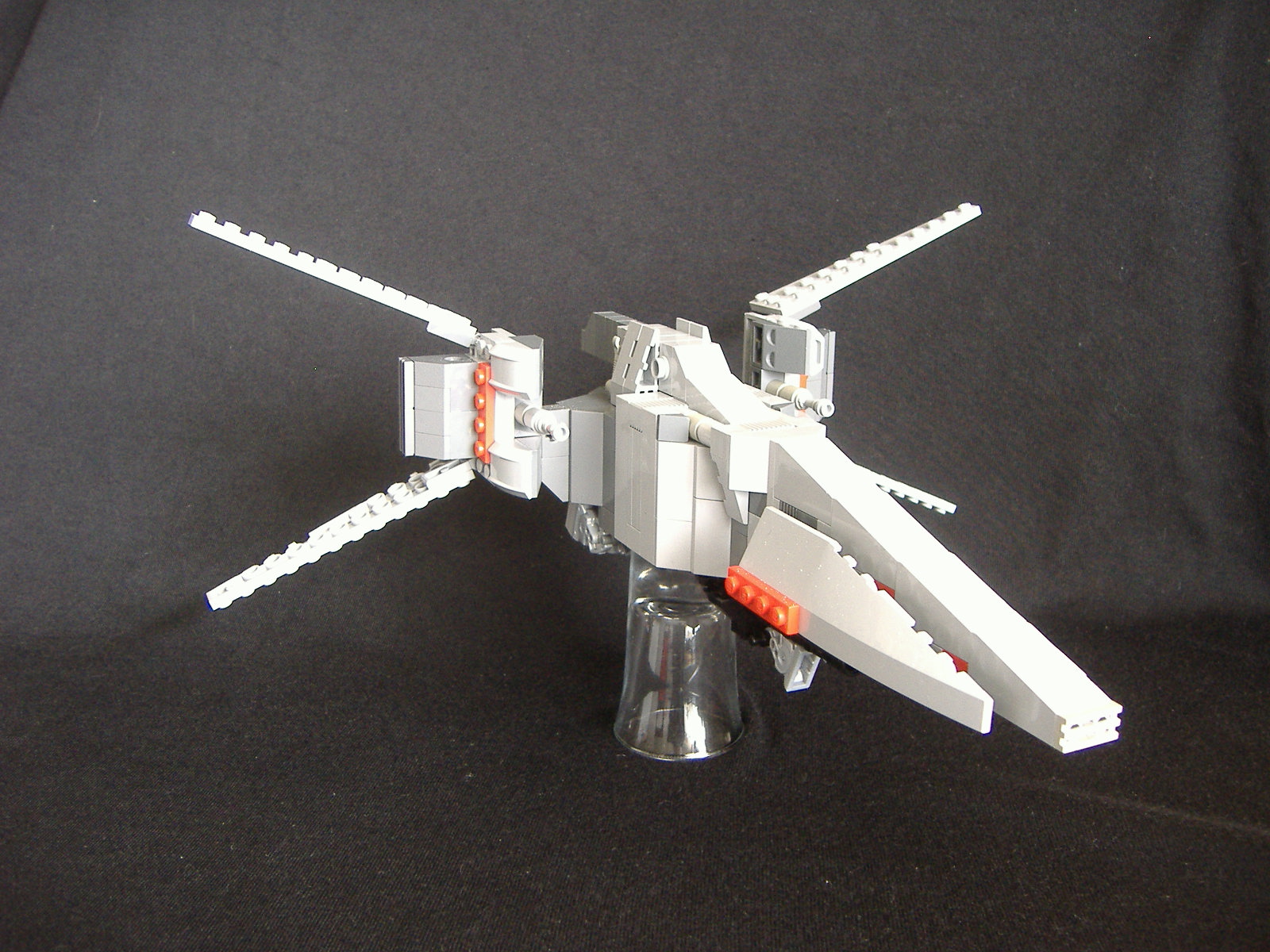 2007_0507lego70038.jpg