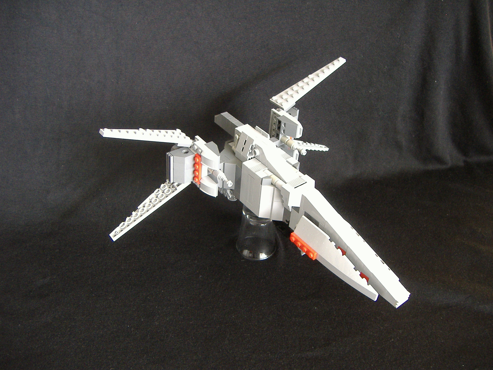 2007_0507lego70040.jpg