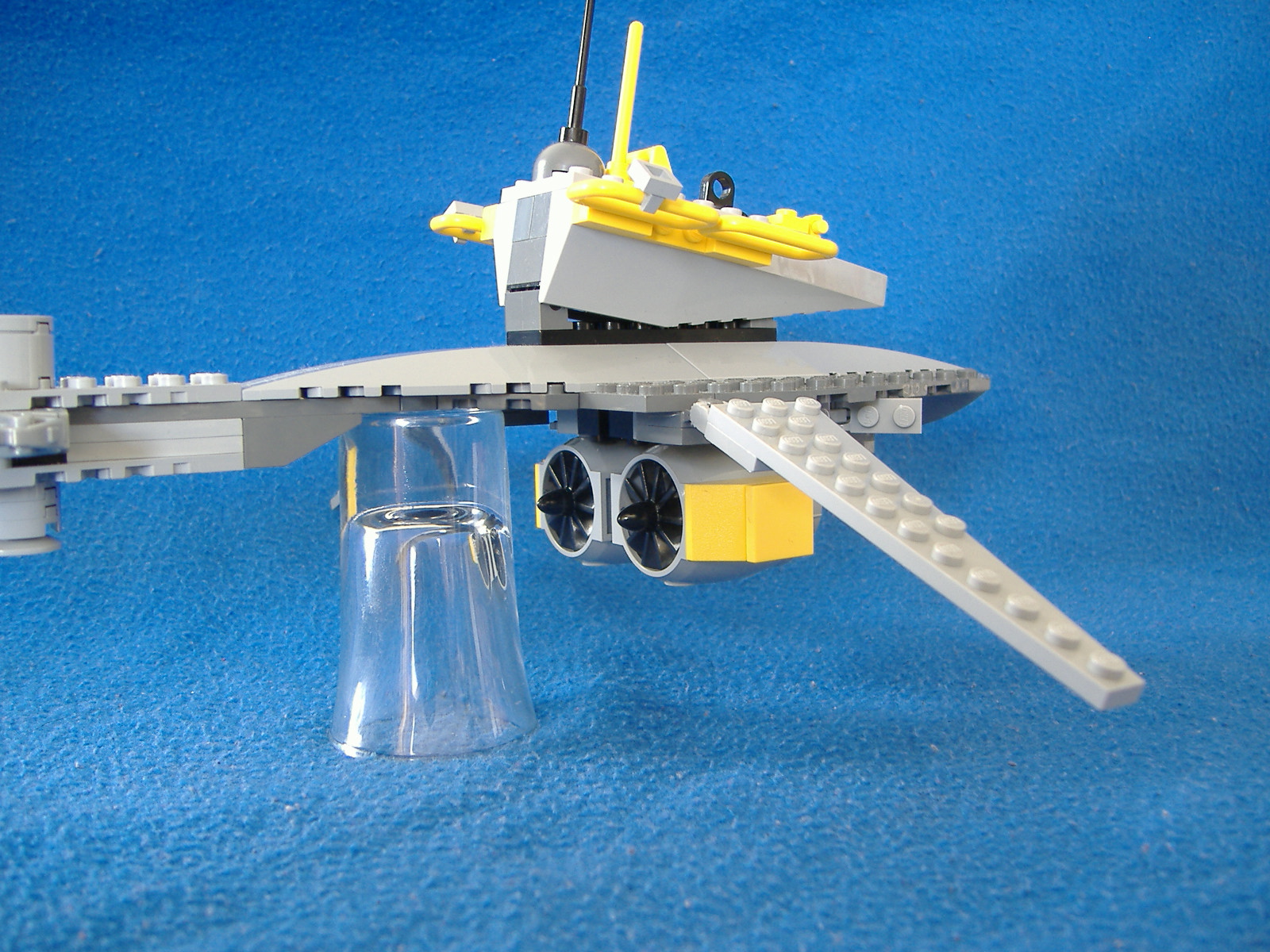 2007_0429lego70122.jpg
