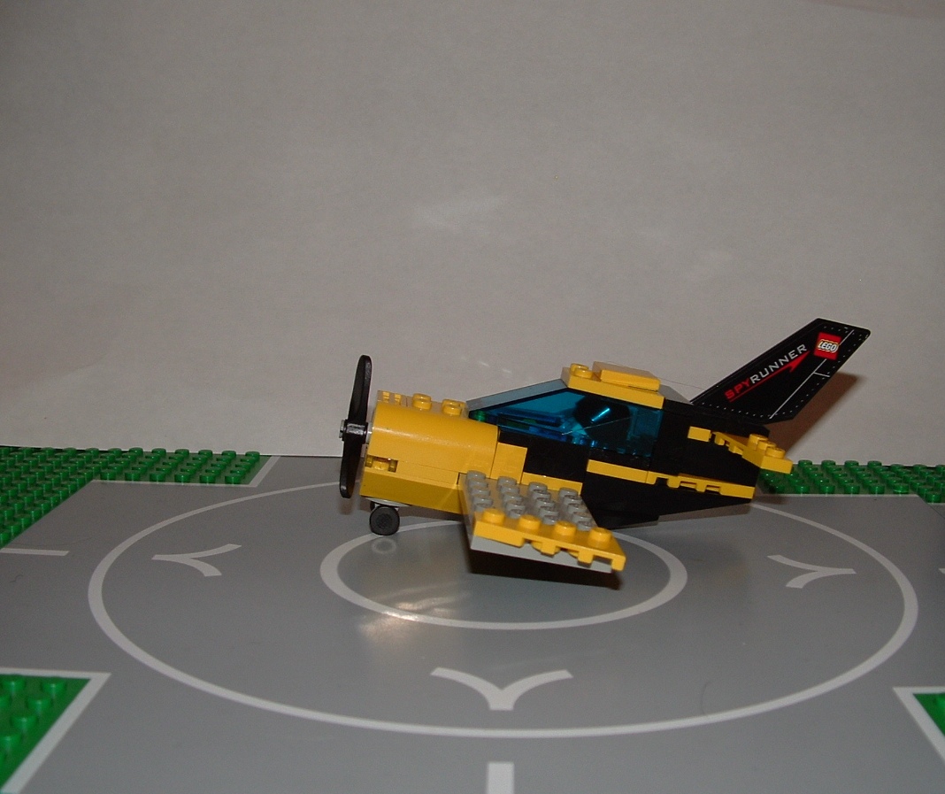 lego_race_plane_002.jpg