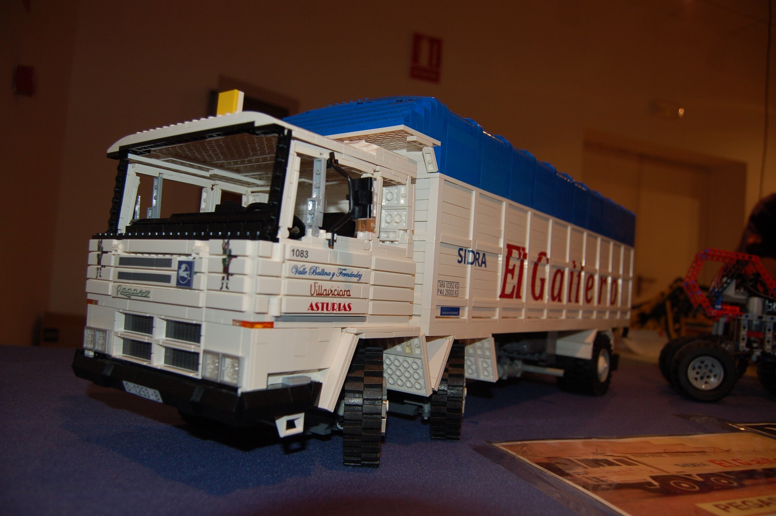 hle2013_013.jpg