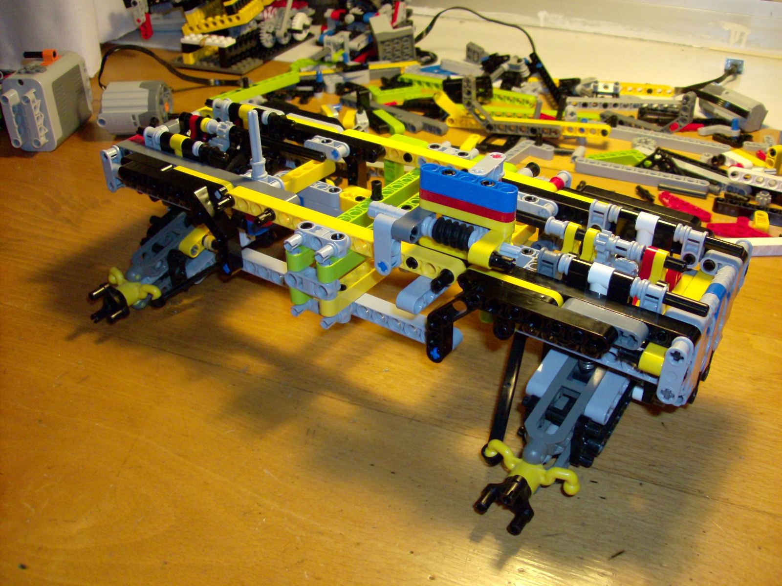 v2.4-2.4-4.jpg