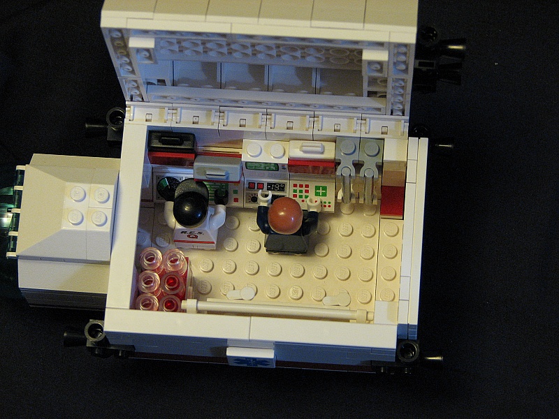 medical_shuttle_007.jpg