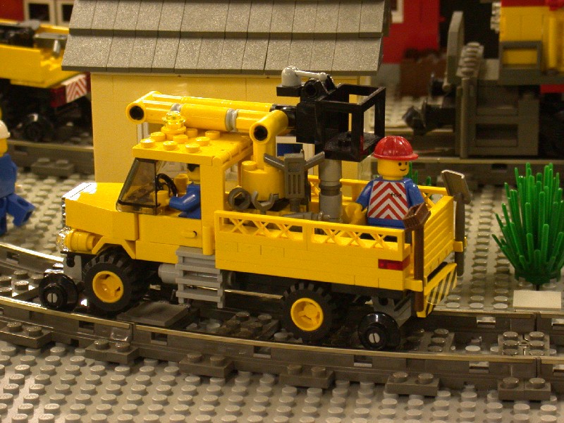 rail_workers_1.jpg