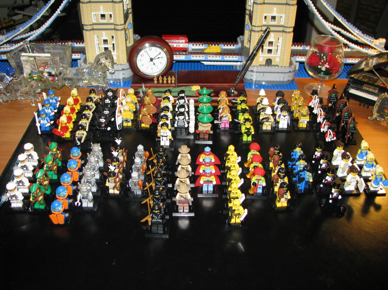 minifigures_series_1_n_2.jpg