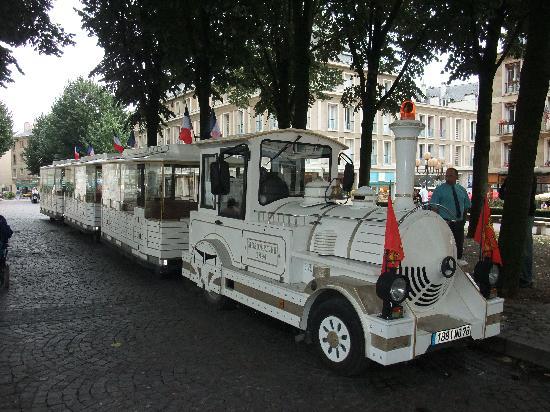rouen-street-train.jpg