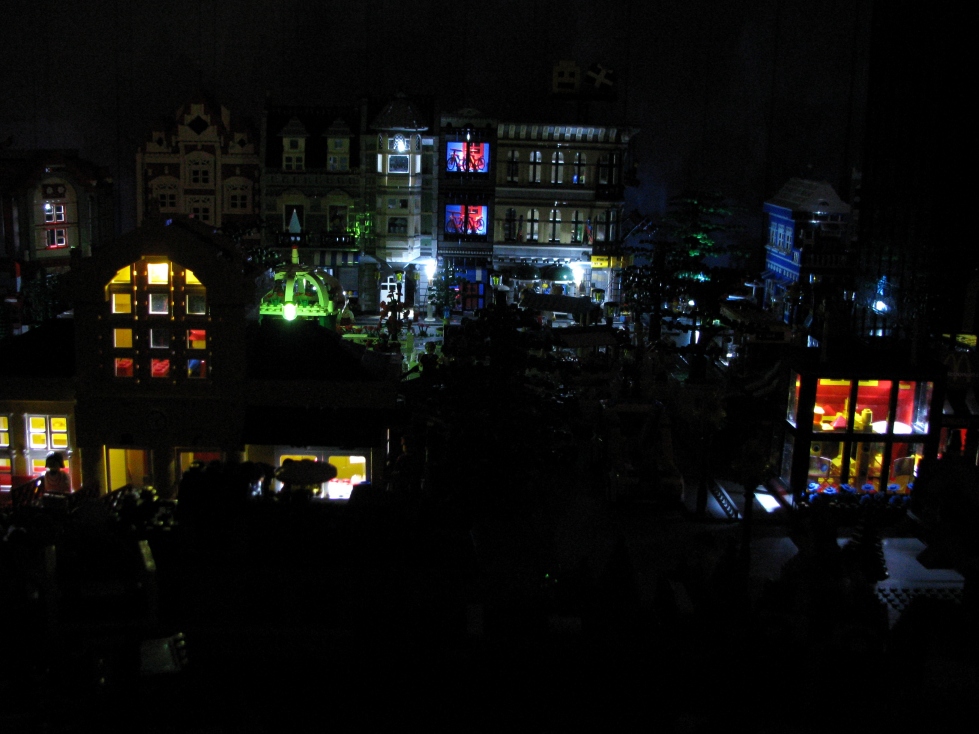 by_night_led_lightning_4.jpg
