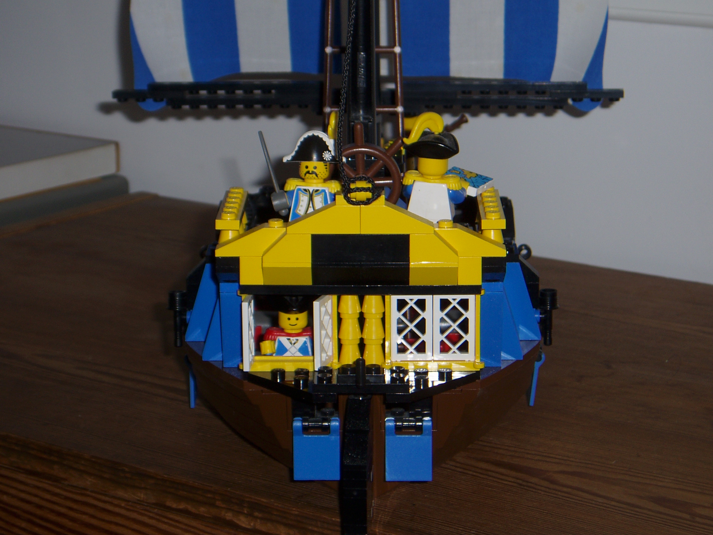 pb290035.jpg