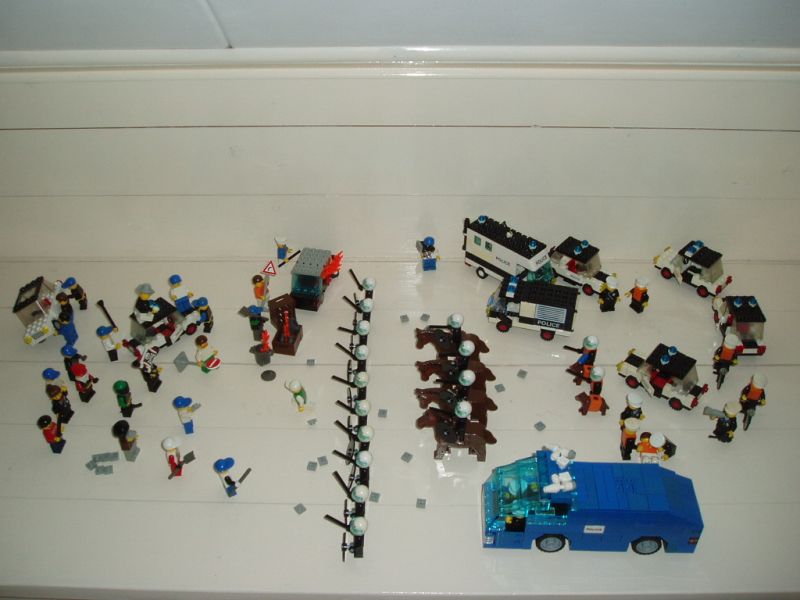 rel002.jpg