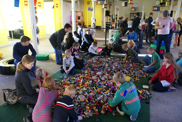 081_tekniska_museet_lego_6_nov-10s.jpg