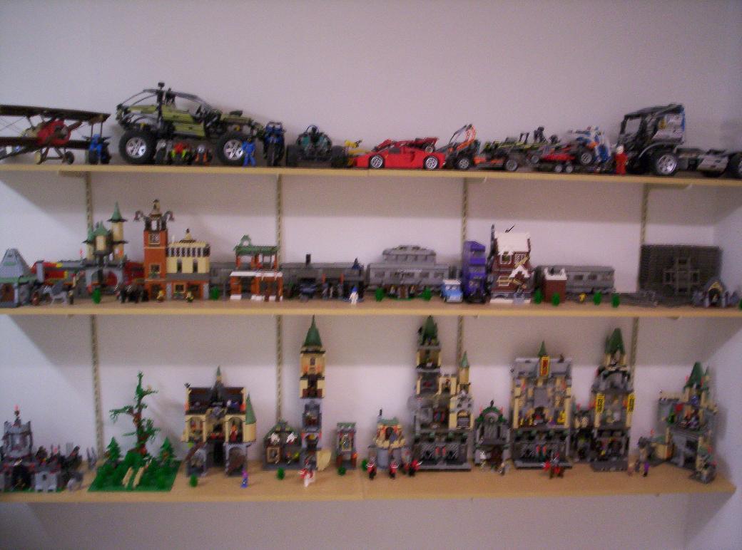 legoshelves.jpg