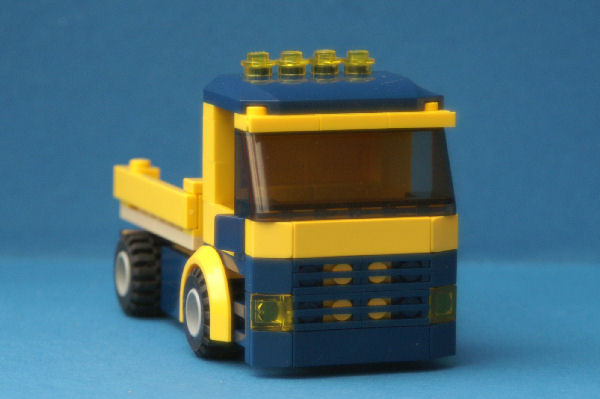 truck_met_open_laadbak_3.jpg