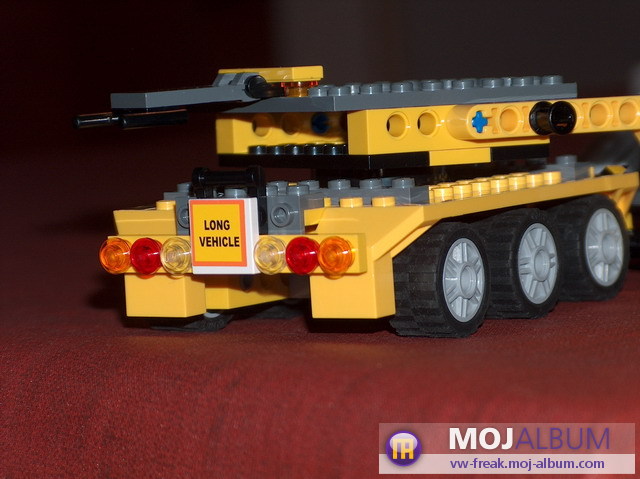 7900-4.jpg