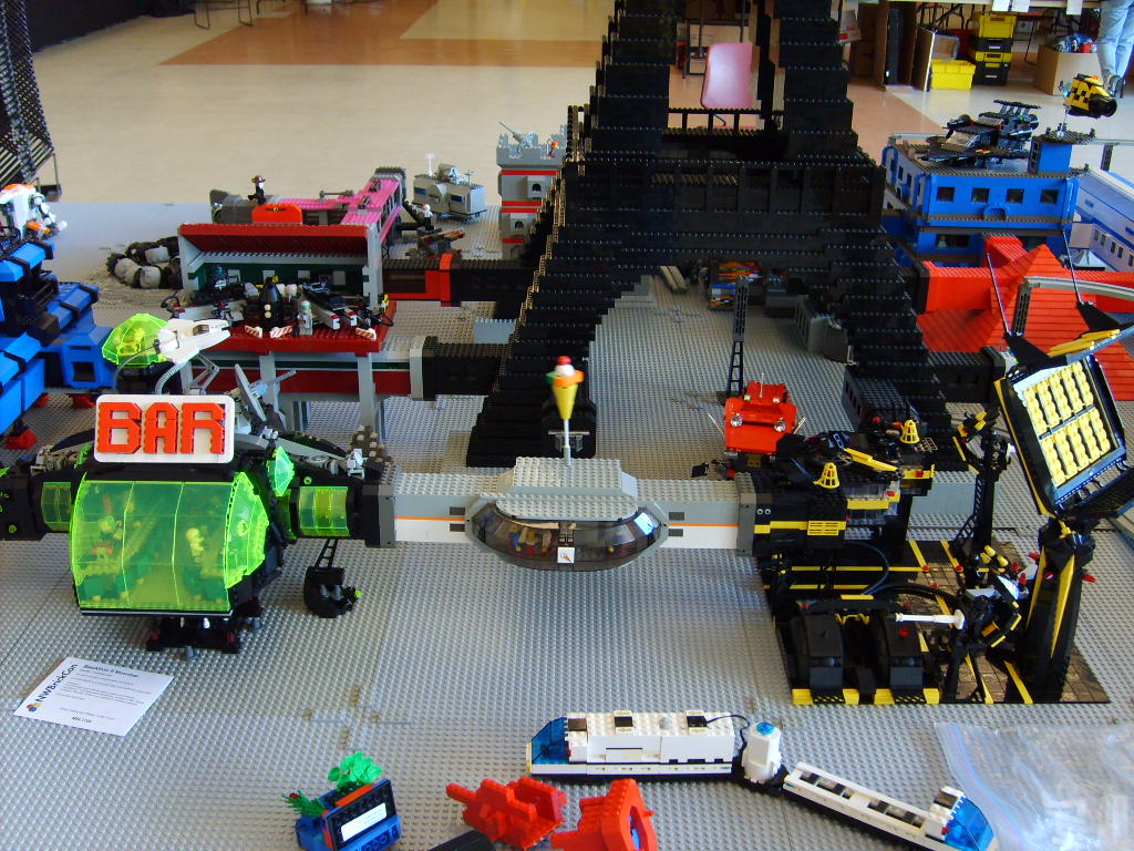 moonbase03.jpg