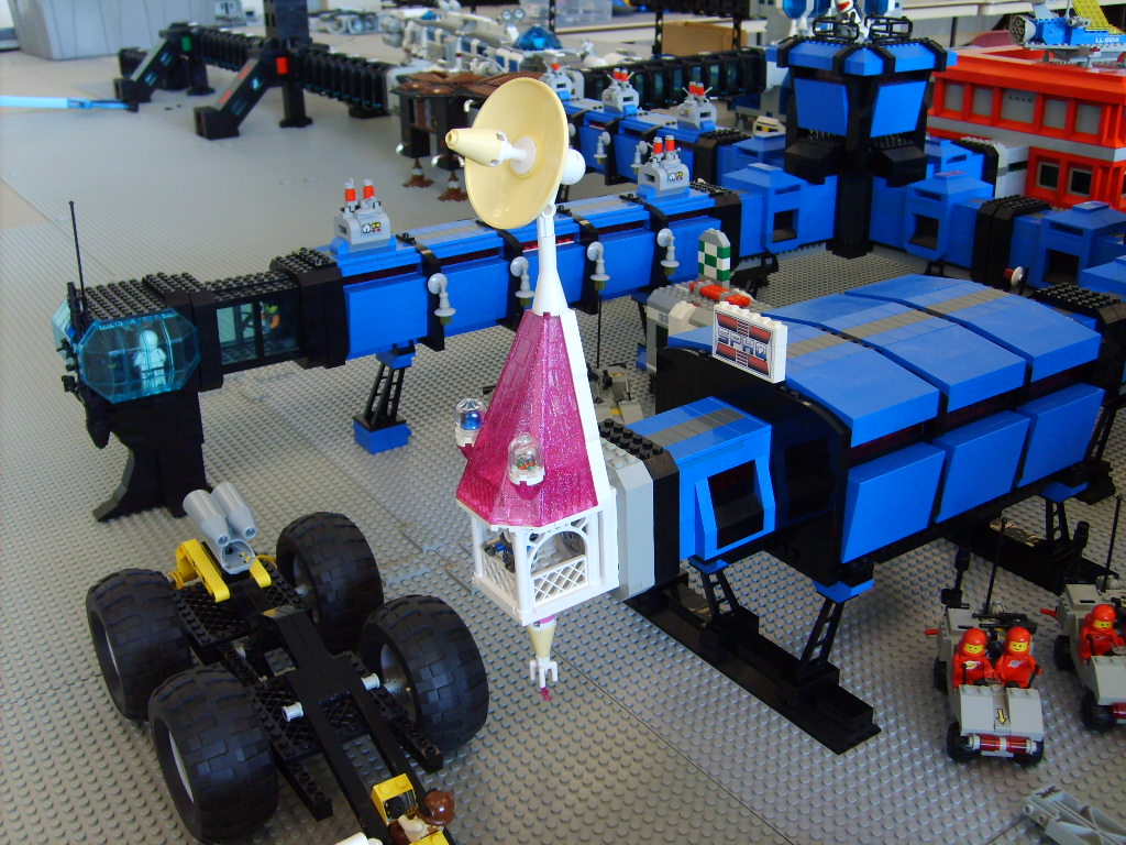 moonbase04.jpg