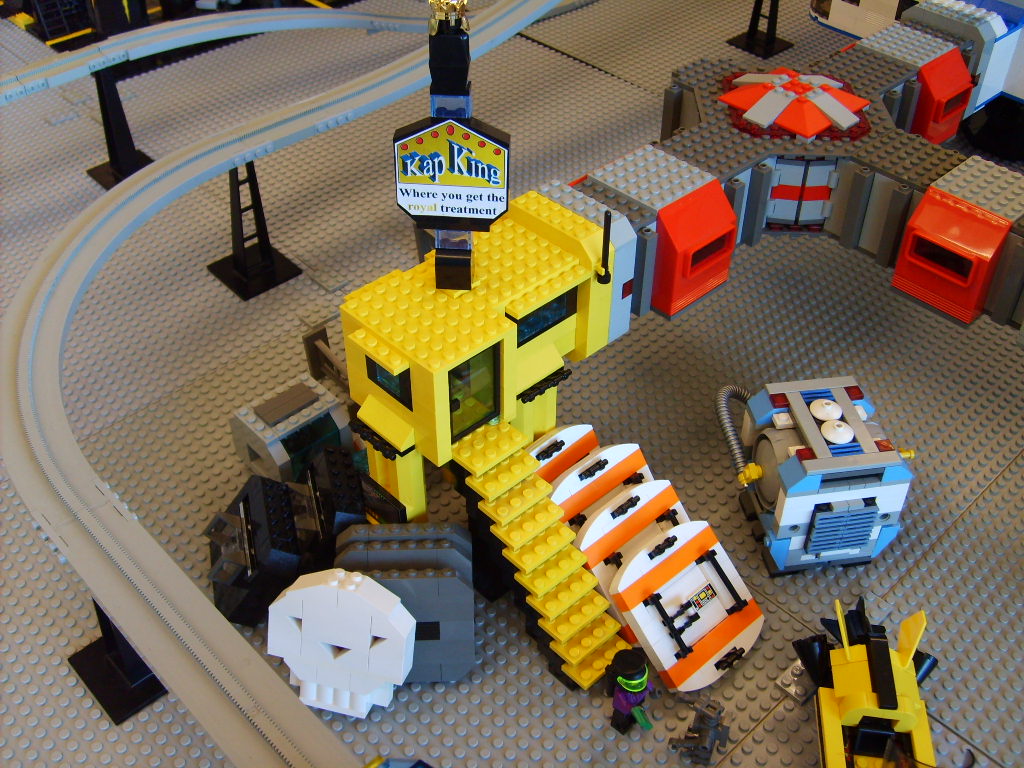 moonbase10.jpg