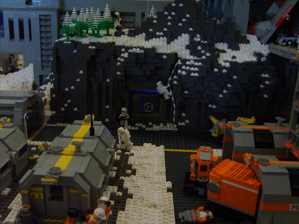 omicron04.jpg