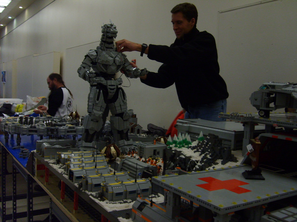 z_teardown_omicron_06.jpg
