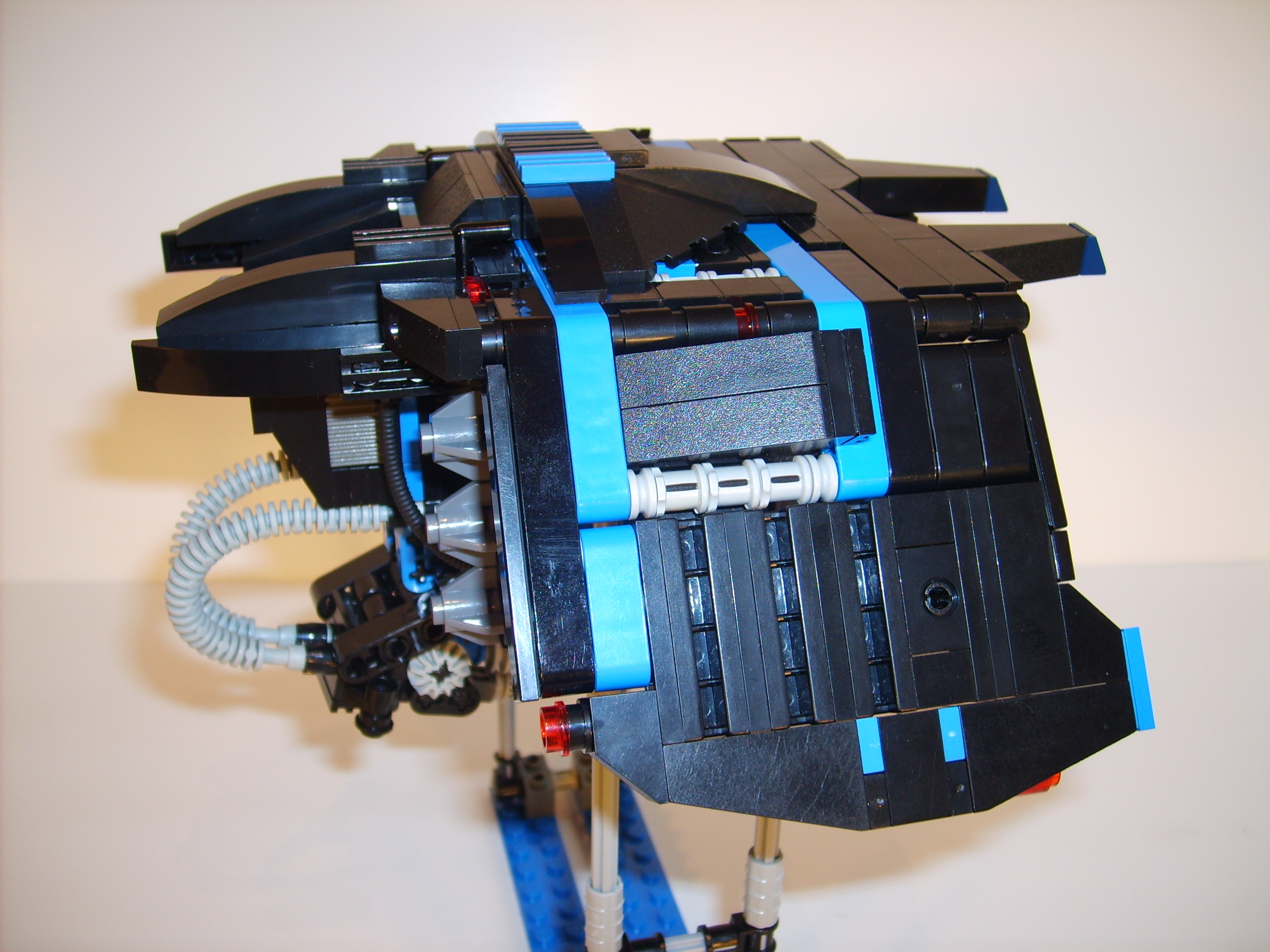 side02.jpg