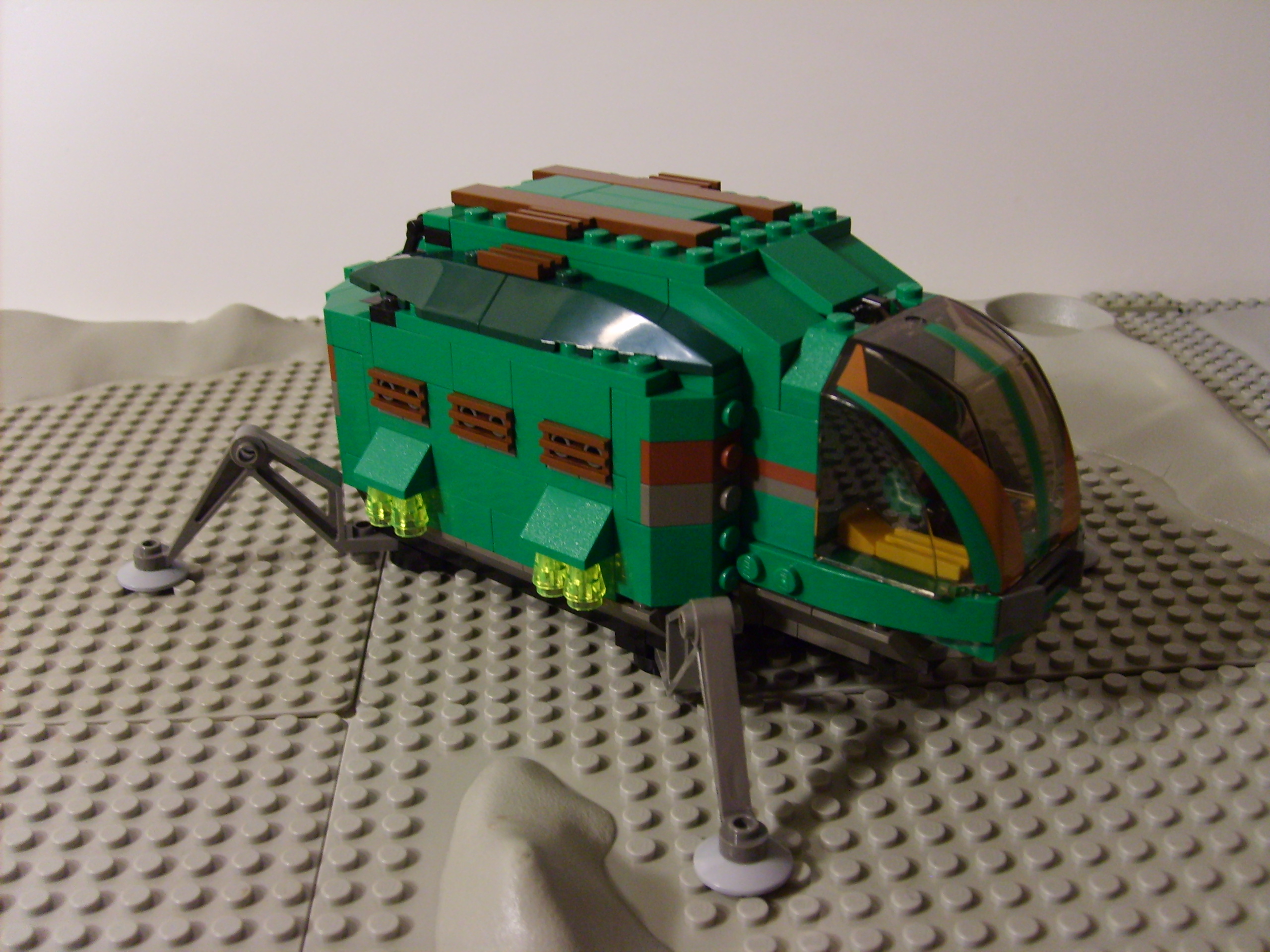 side_right_04.jpg