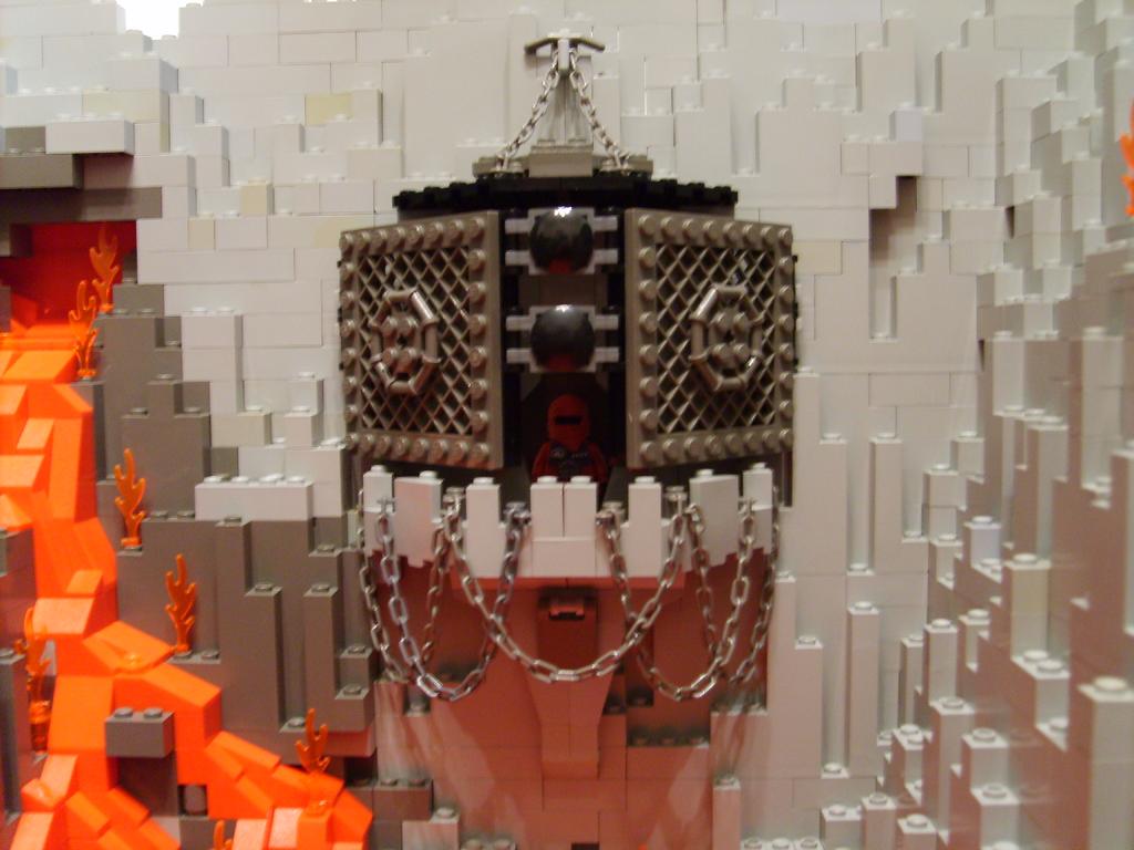 the_cage_02.jpg