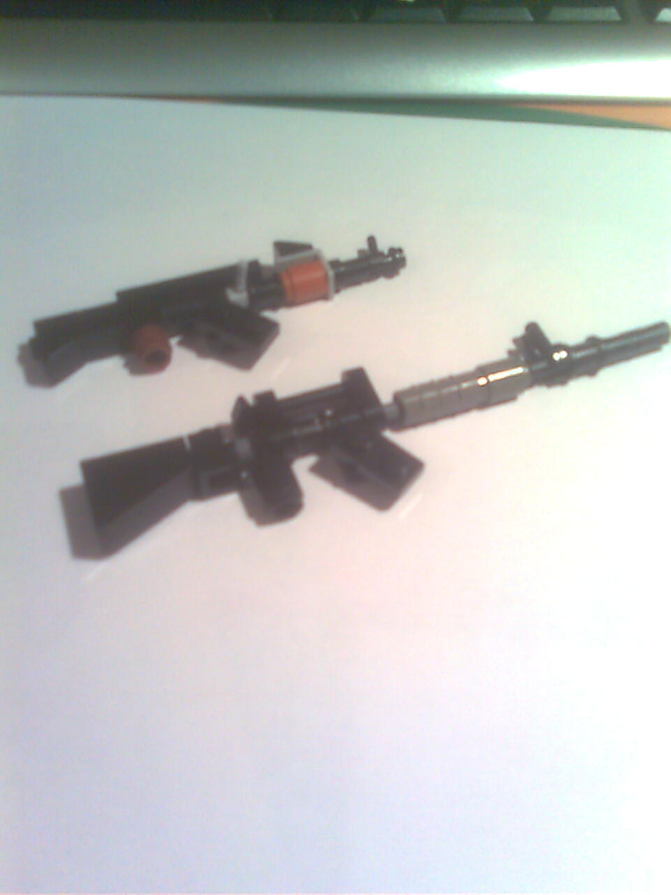 m16_and_ak_2.jpg