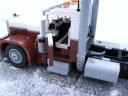 kenworth_w900_side_open_door.jpg