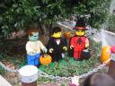 largescaleminifigtrio01.jpg