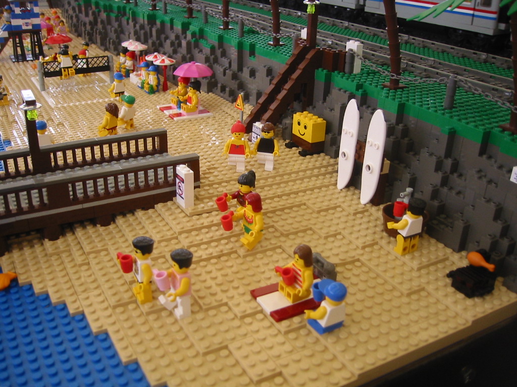 frrd03beach08bbqarea01.jpg