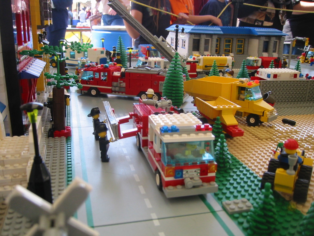 frrd03fdincident1bat2engine01.jpg