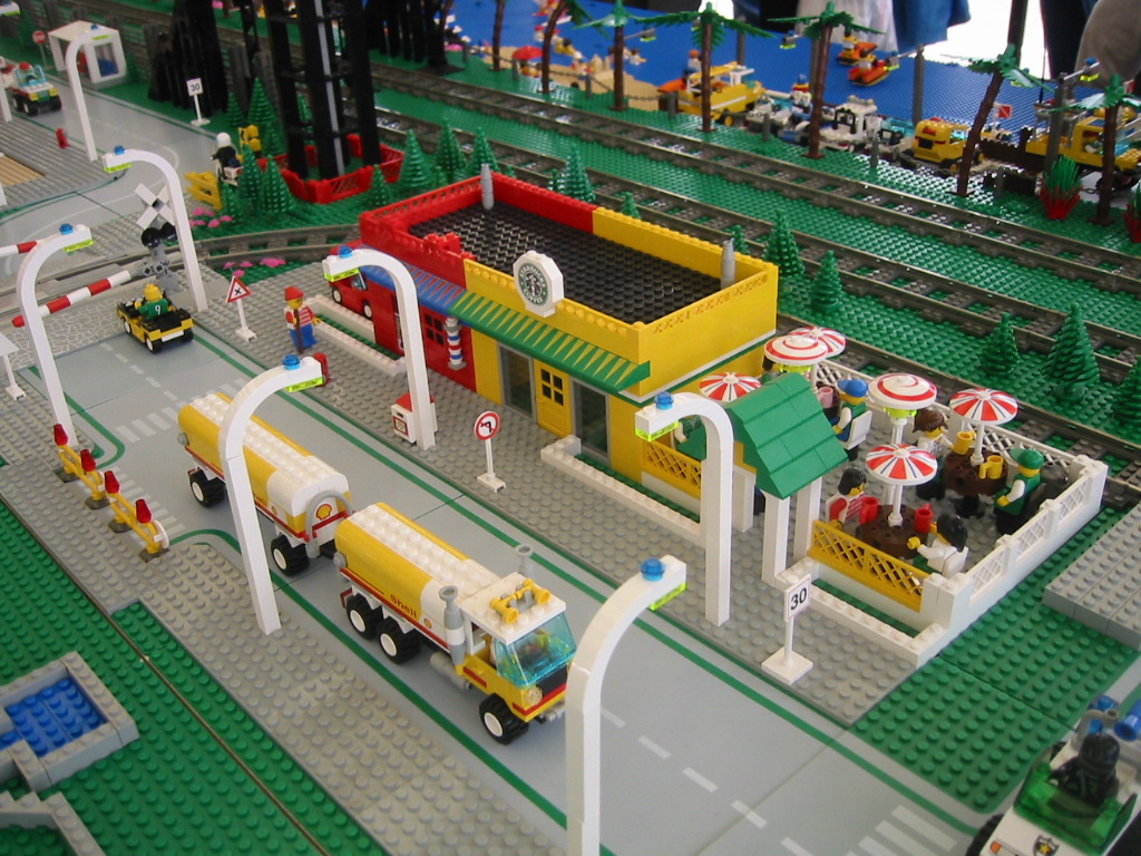frrd03otbarberandcoffeeshop99.jpg