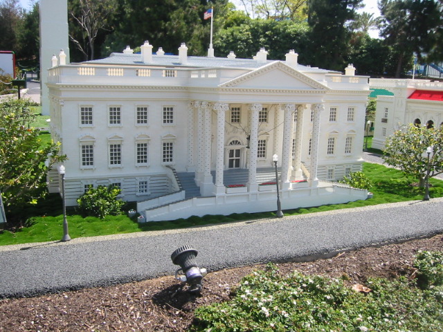 minilandnewwashdcwhitehouse01front.jpg