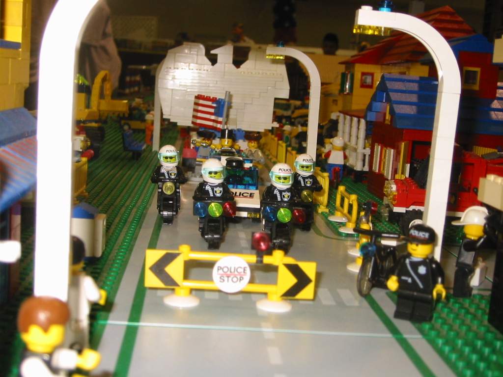 parade-beginning1.jpg