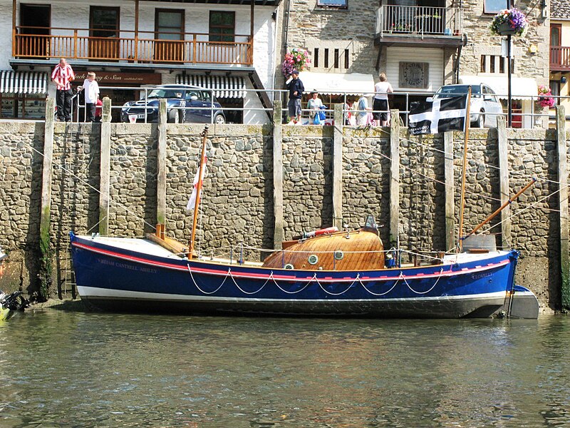 Lifeboat_William_Cantrell_Astley_by_Geof_Sheppard.jpg