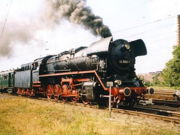 beautiful_pictures_of_trains_02.jpg