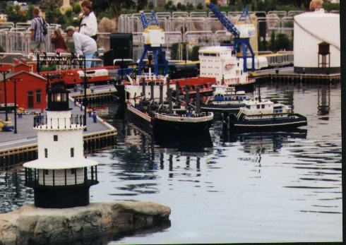 legoharborlight.jpg