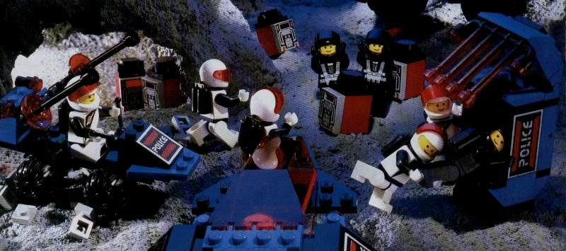 1990_space_police_and_blacktron.jpeg