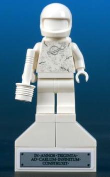 classic_space_statue.jpg