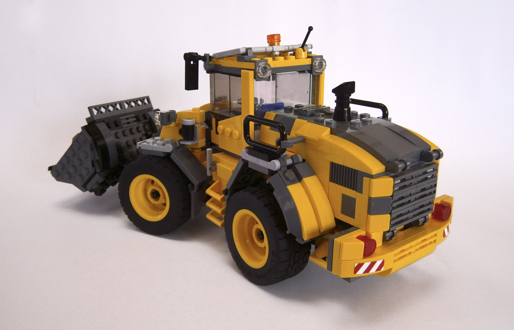 julienl-volvo-loader-l220g-2.jpg