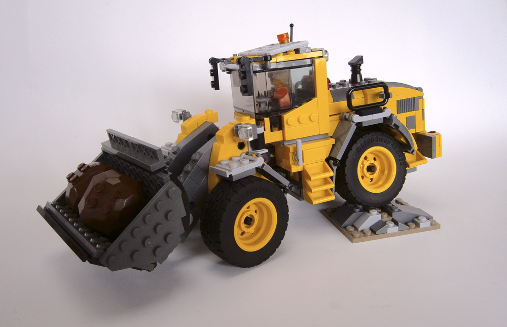 julienl-volvo-loader-l220g-5.jpg
