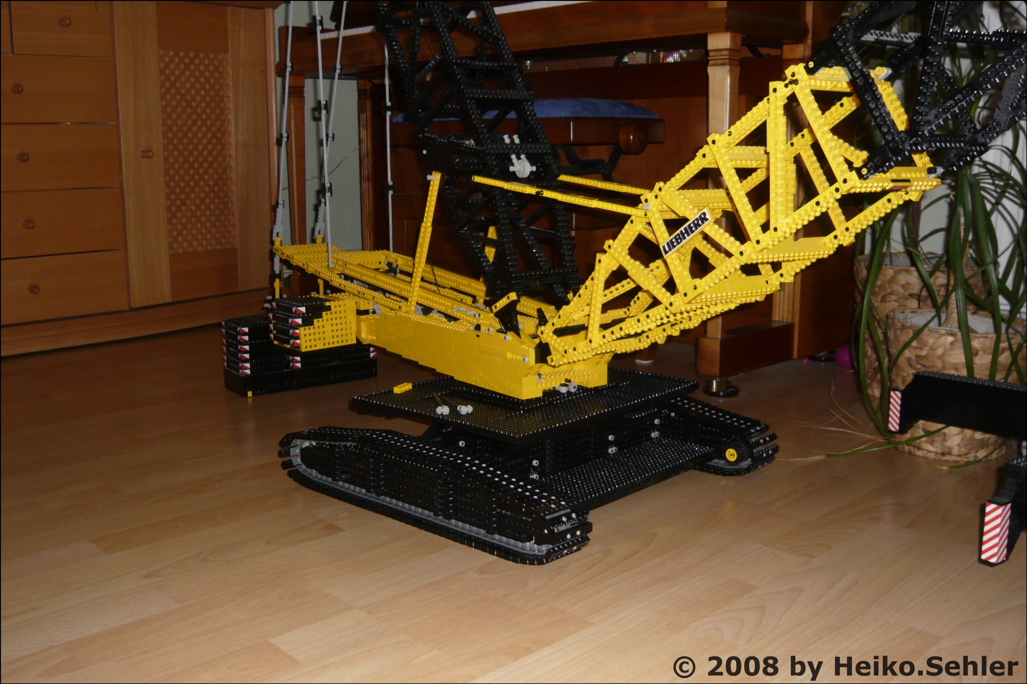 p1020400_liebherr-lr-1750.jpg