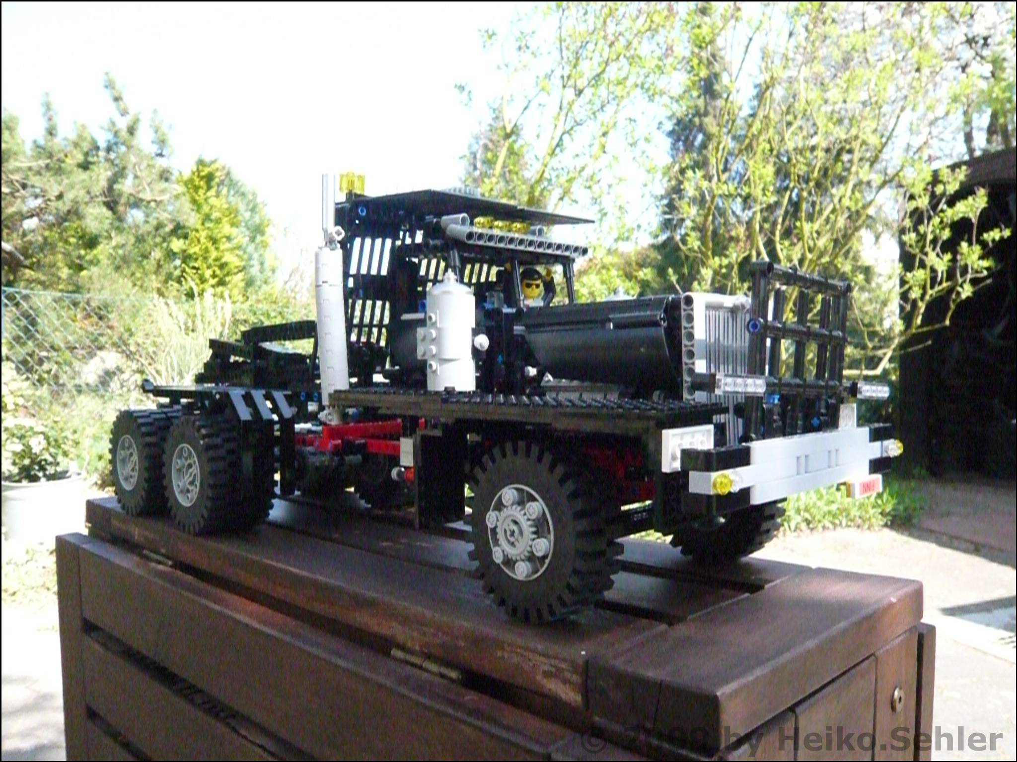 287pazific-logging-truck.jpg