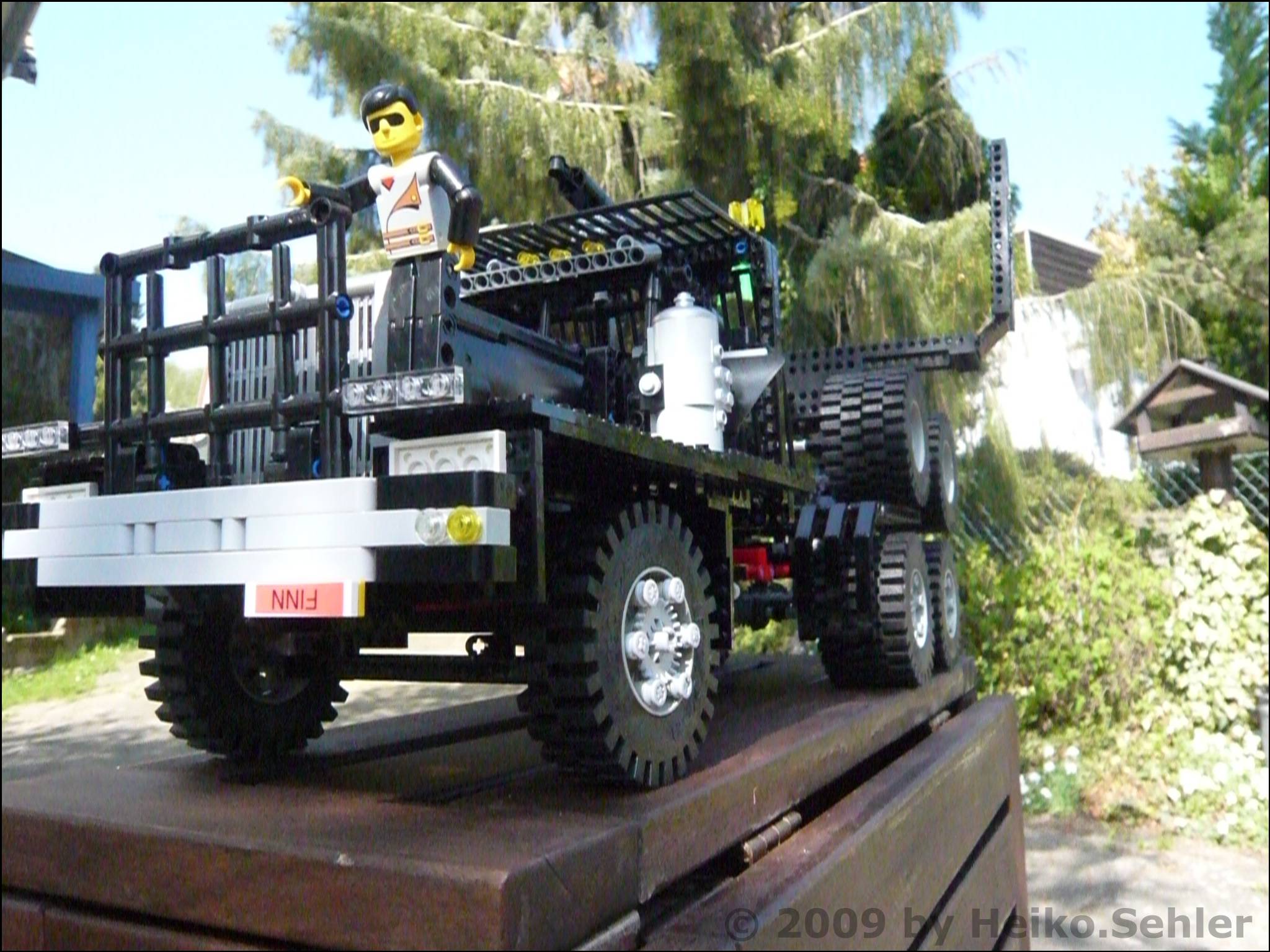 303pazific-logging-truck.jpg