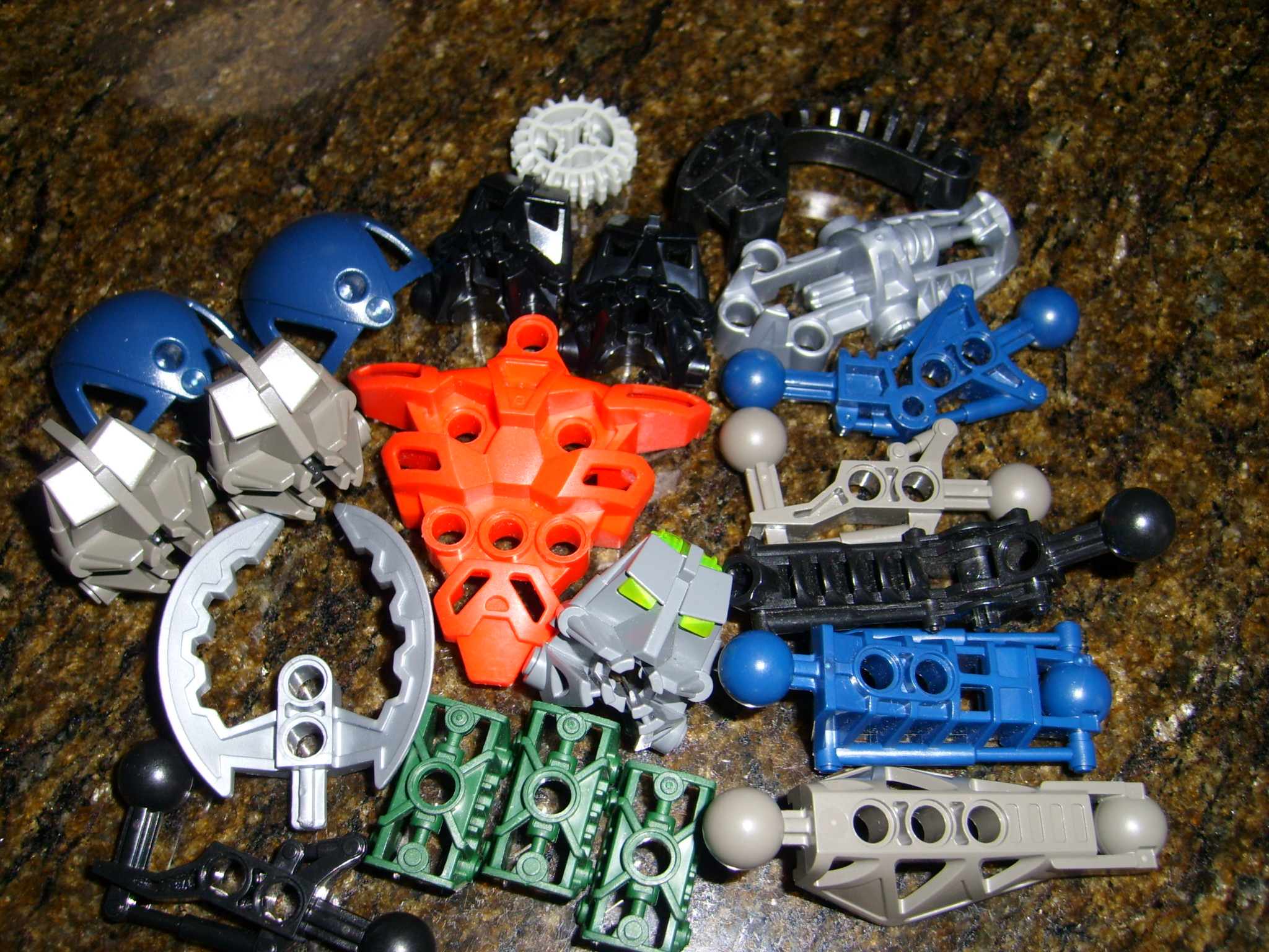bionicle_004.jpg