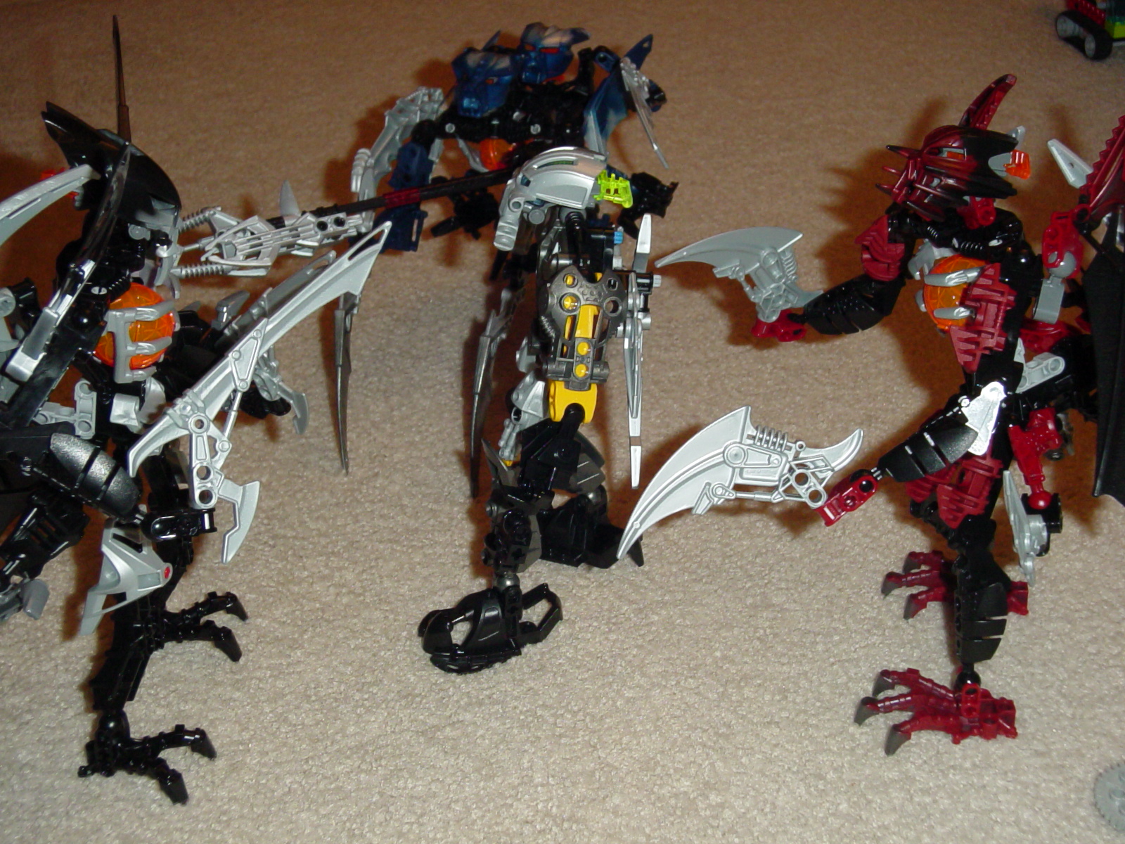 surrounded_by_makuta.jpg