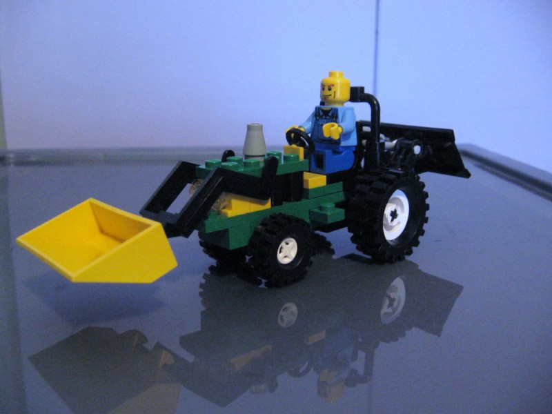 small_tractor.jpg