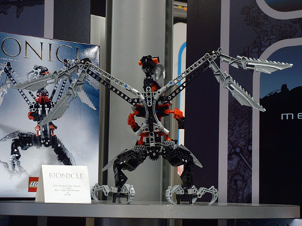 nivawkwingsopen.jpg